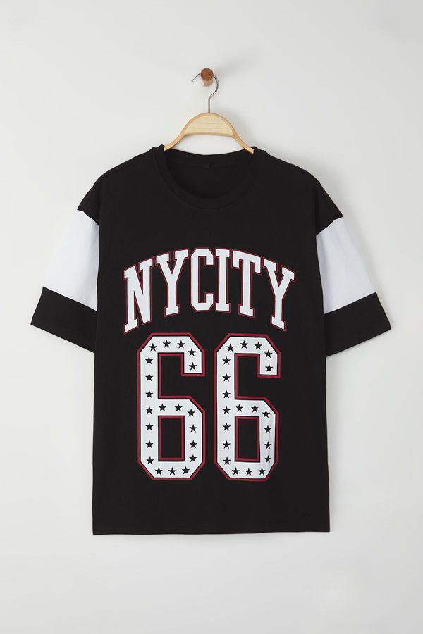 Trendyol Trendyol Black College Oversize/Wide Cut 100% Cotton Printed T-shirt