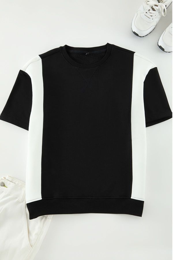 Trendyol Trendyol Black-Ecru Oversize/Wide Cut Color Block Thick T-shirt with Inside Raised Hem