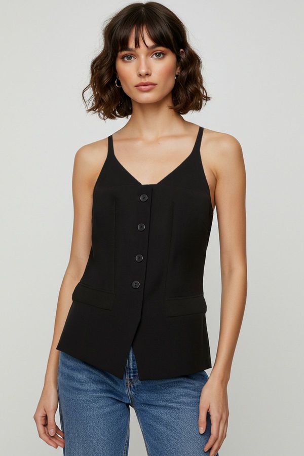 Trendyol Trendyol Black Fitted Strap V Neck Pocket Vest