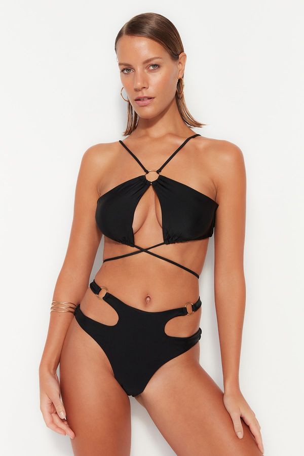 Trendyol Trendyol Black Halterneck Accessorized Bikini Top