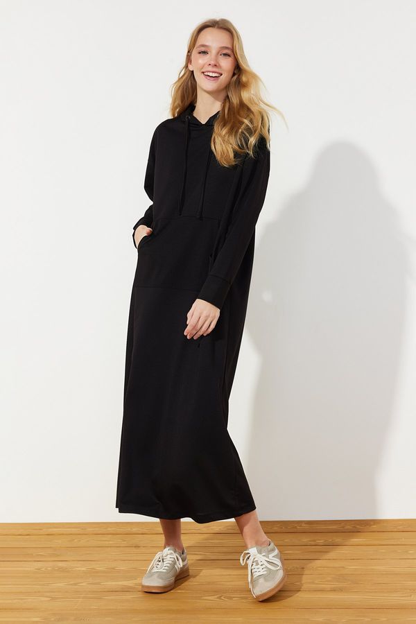 Trendyol Trendyol Black Kangaroo Pocket Hooded Oversize Knitted Sweat Dress