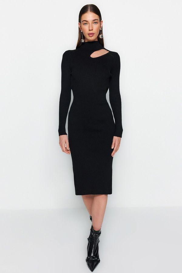 Trendyol Trendyol Black Midi Knitwear Cut Out/Window Detailed Dress