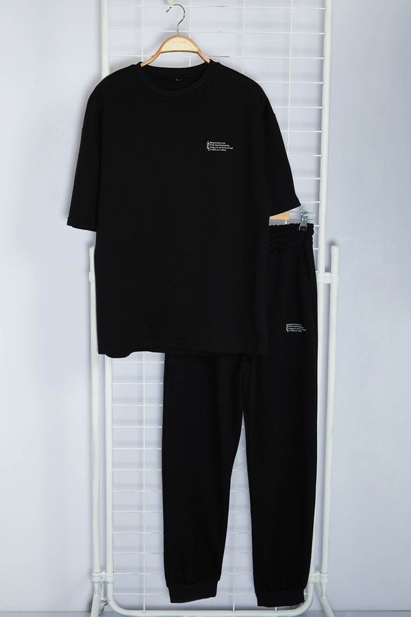 Trendyol Trendyol Black Oversize/Wide Cut Printed T-Shirt Tracksuit Bottom-Top Set