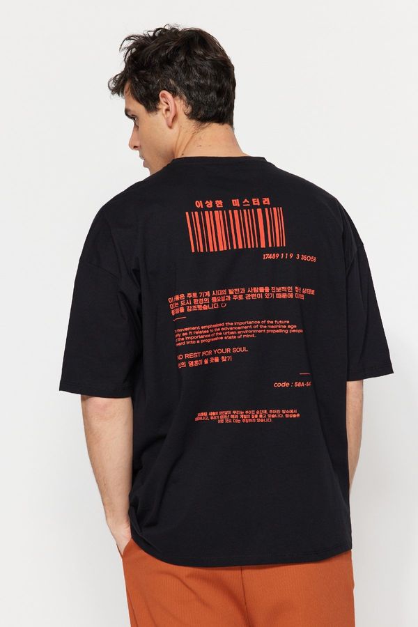 Trendyol Trendyol Black Oversize/Wide Cut Short Sleeve Far East Printed 100% Cotton T-Shirt