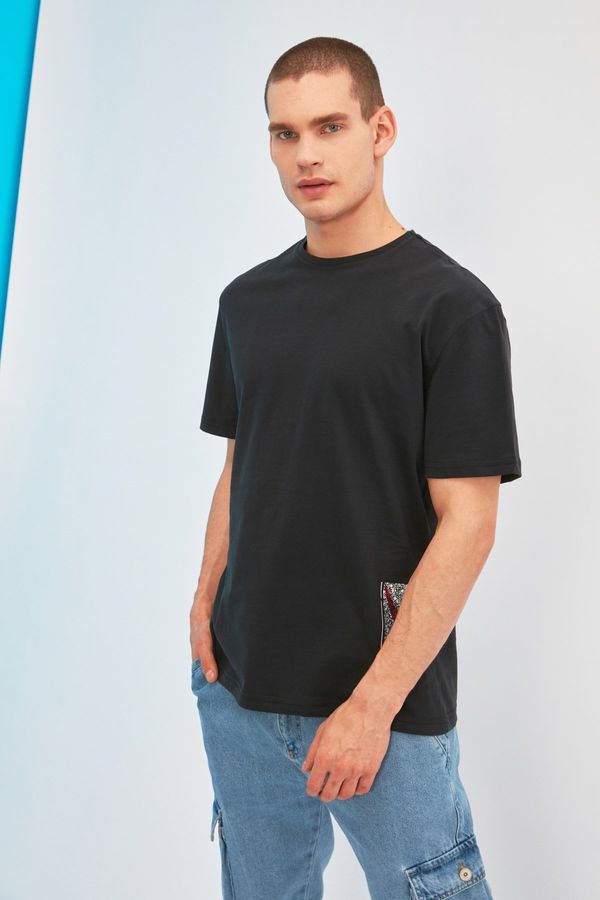 Trendyol Trendyol Black Oversize/Wide Cut Short Sleeve Text Printed 100% Cotton T-Shirt