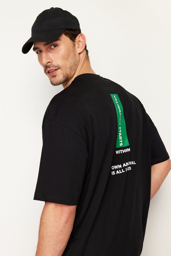 Trendyol Trendyol Black Oversize/Wide Cut Text Printed 100% T-Shirt