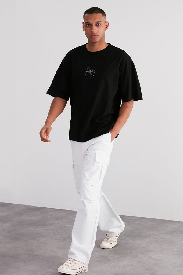 Trendyol Trendyol Black Oversize/Wide-Fit Reflector Spider Print T-shirt