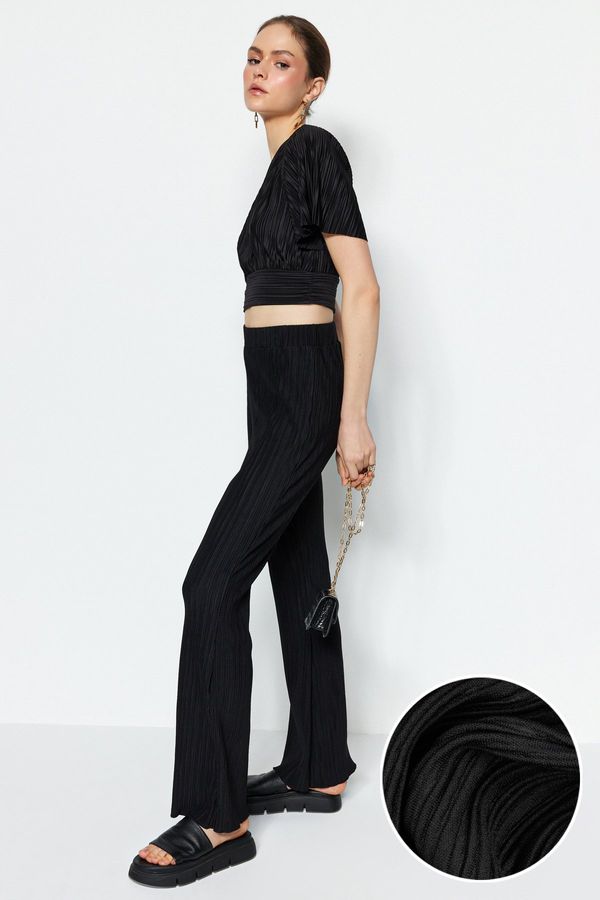 Trendyol Trendyol Black Pleated Flare/Spanish Leg High Elastic Waist Knitted Trousers