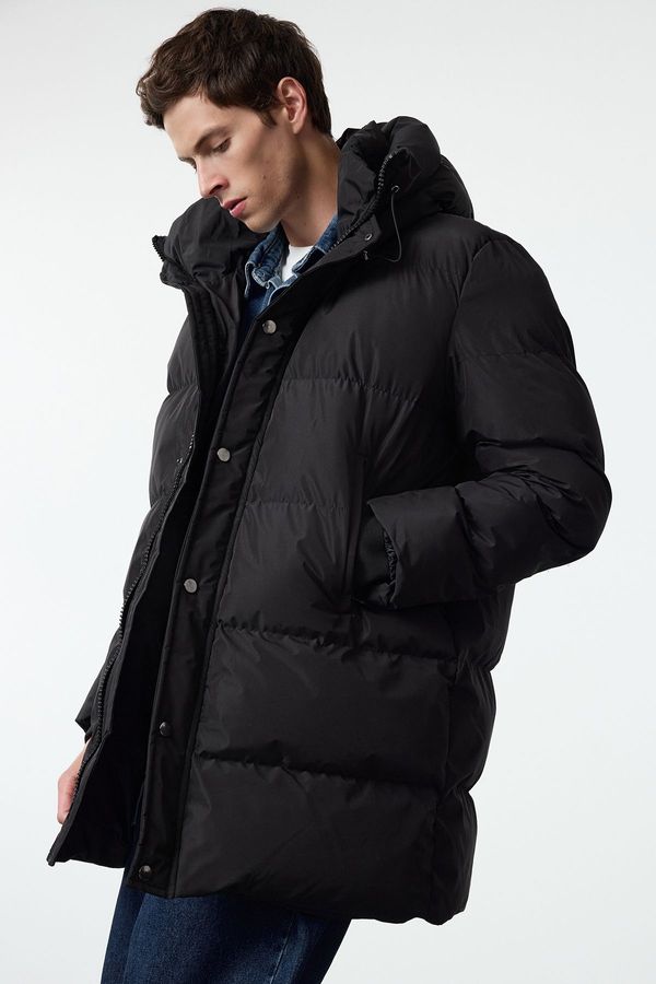 Trendyol Trendyol Black Regular Fit Hooded Puffer Winter Coat with Zipper Pocket