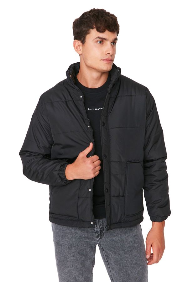 Trendyol Trendyol Black Regular Fit Puffer Jacket