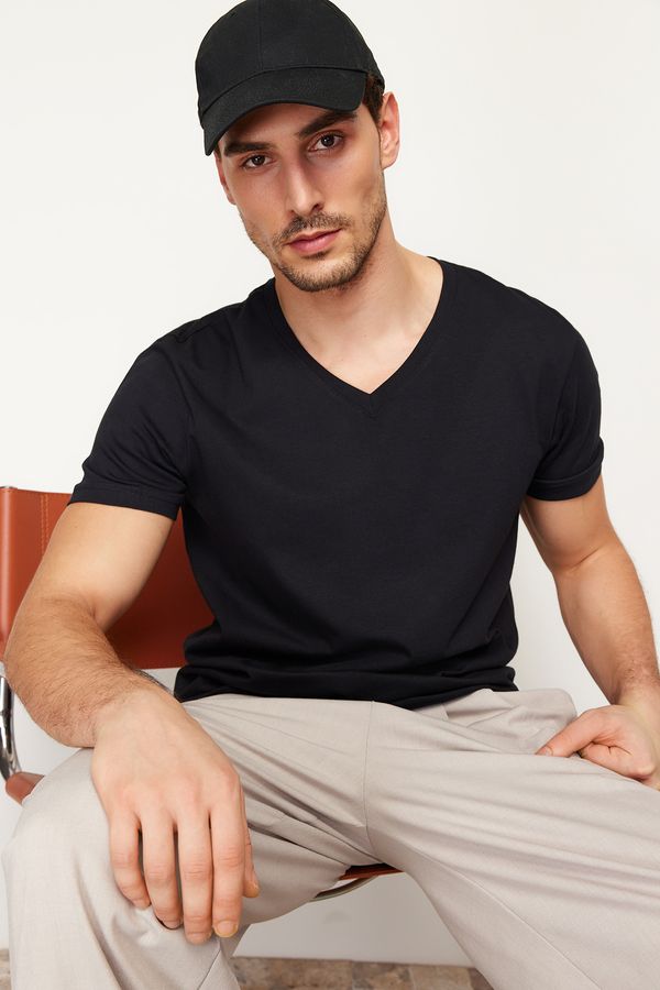 Trendyol Trendyol Black Regular/Normal Cut V-Neck Basic 100% Cotton T-Shirt