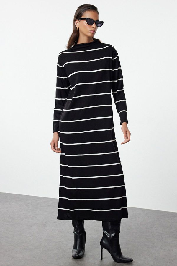 Trendyol Trendyol Black Stand Collar Striped Knit Dress