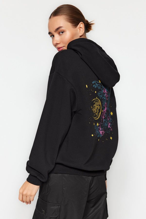 Trendyol Trendyol Black Thick Fleece Hooded Printed Oversize/Wide Fit Knitted Sweatshirt