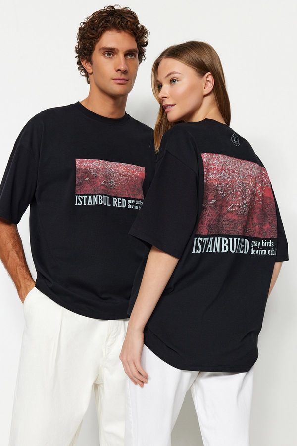 Trendyol Trendyol Black Unisex Oversize Devrim Erbil Printed Knitted T-Shirt