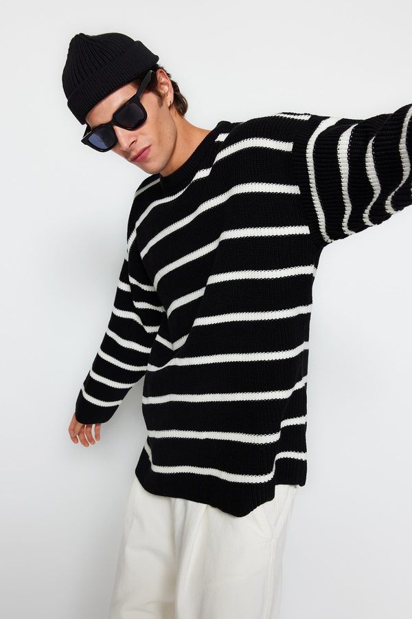 Trendyol Trendyol Black Unisex Oversize Fit Wide Fit Crew Neck Striped Knitwear Sweater