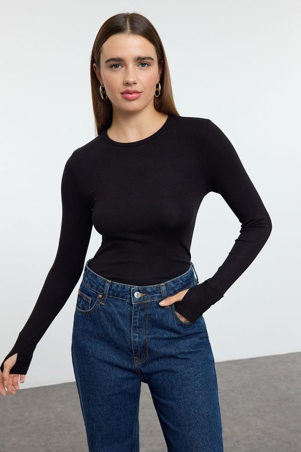 Trendyol Trendyol Black Viscose/Soft Fabric Finger-Touch Detailed Flexible Knitted Blouse