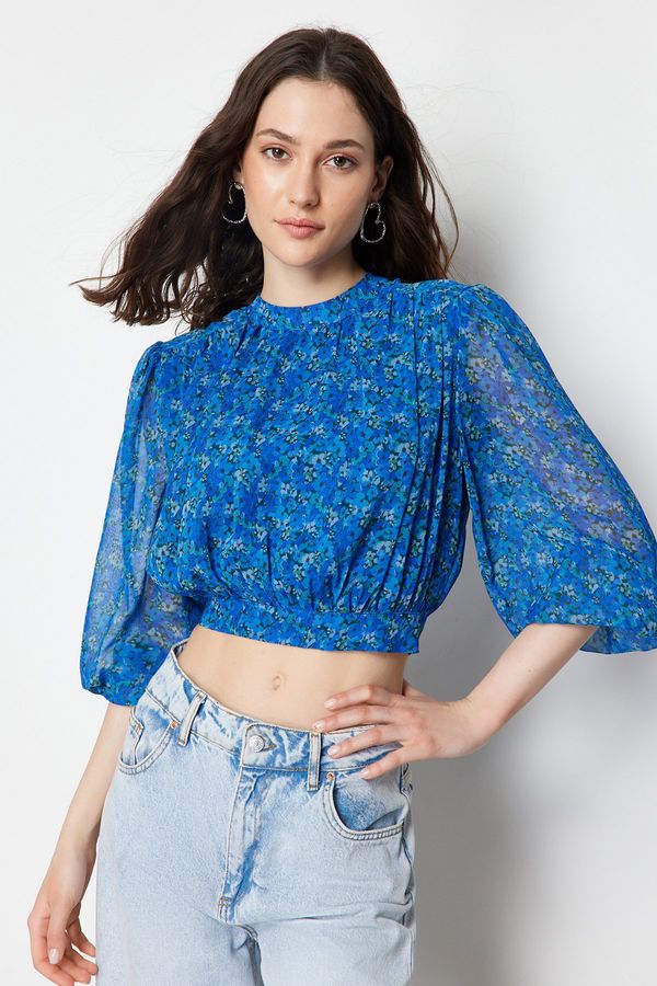 Trendyol Trendyol Blue Floral High Neck Crop Blouse