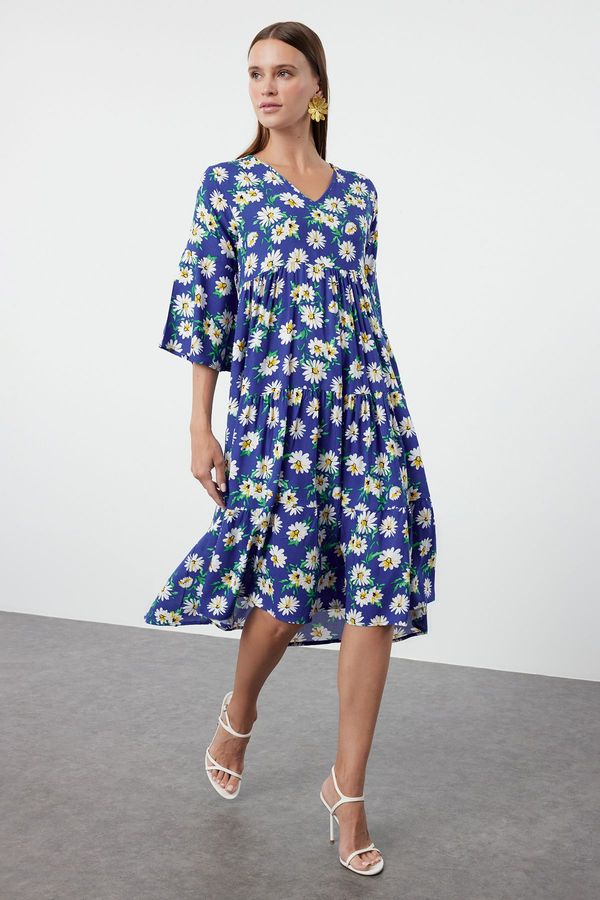 Trendyol Trendyol Blue Floral Patterned Wide Cut V-Neck Woven Dress