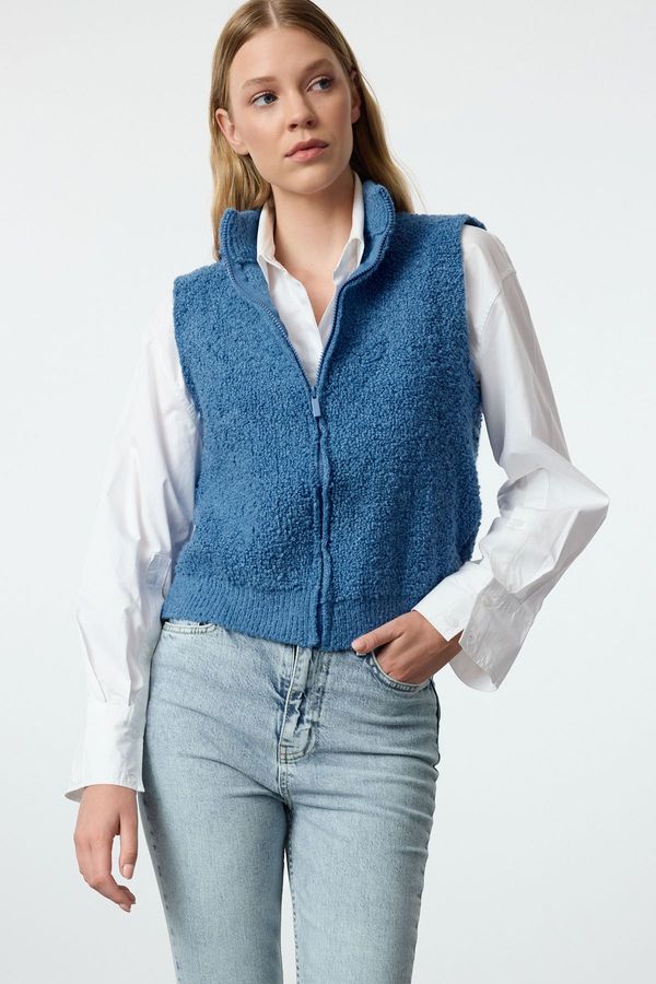 Trendyol Trendyol Blue Regular Boucle Zippered Knitwear Vest