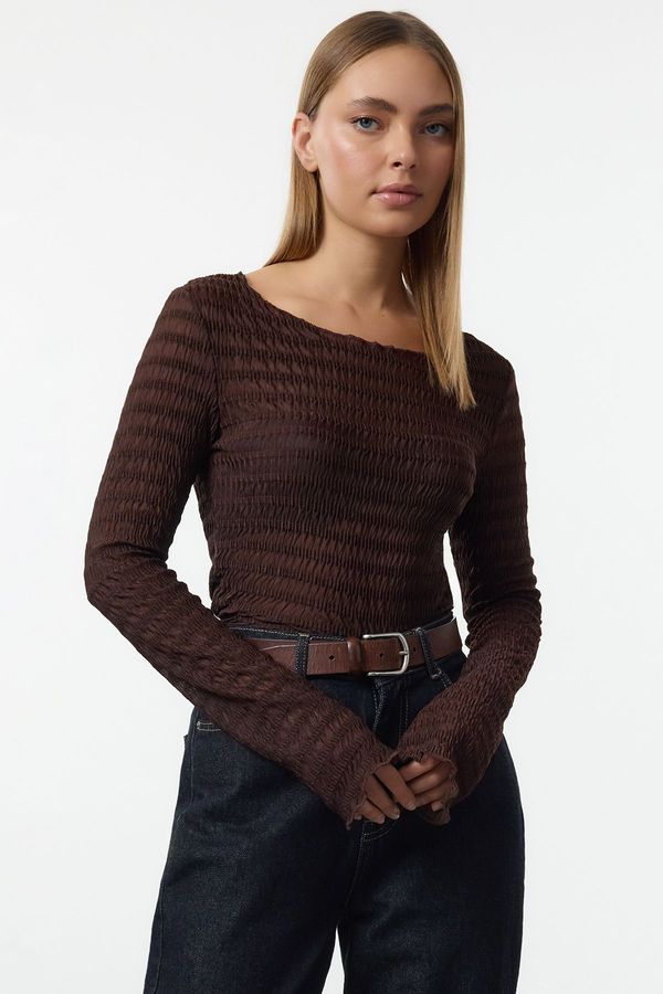 Trendyol Trendyol Brown Fitted/Body-Smoothing Textured Tulle Flexible Knit Blouse