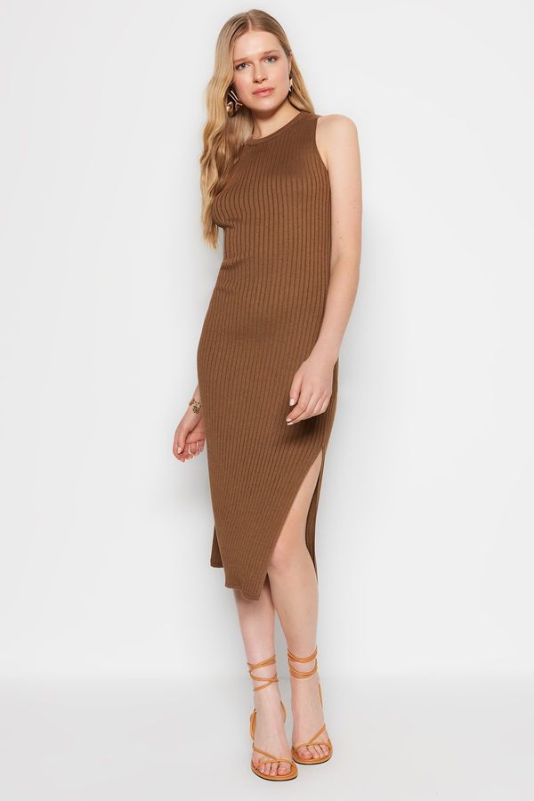 Trendyol Trendyol Brown Maxi Knitwear Dress With Slit Detail
