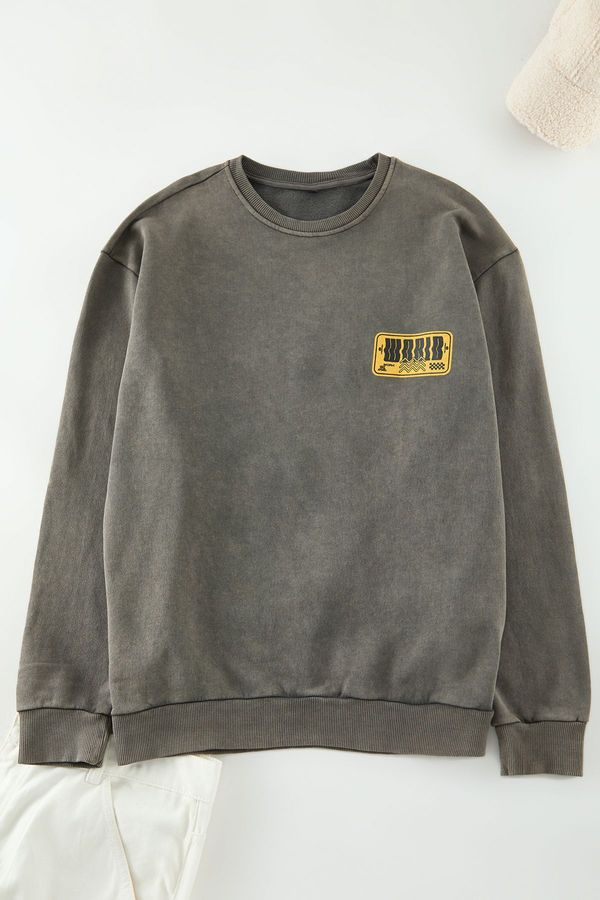 Trendyol Trendyol Brown Oversized Wash Effect Back Printed Cotton Sweatshirt