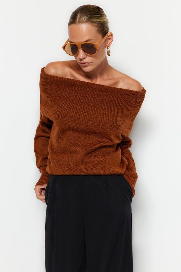 Trendyol Trendyol Brown Soft Textured Carmen Collar Knitwear Sweater