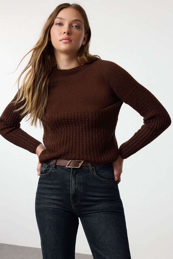 Trendyol Trendyol Brown Soft Textured Knit Detailed Knitwear Sweater