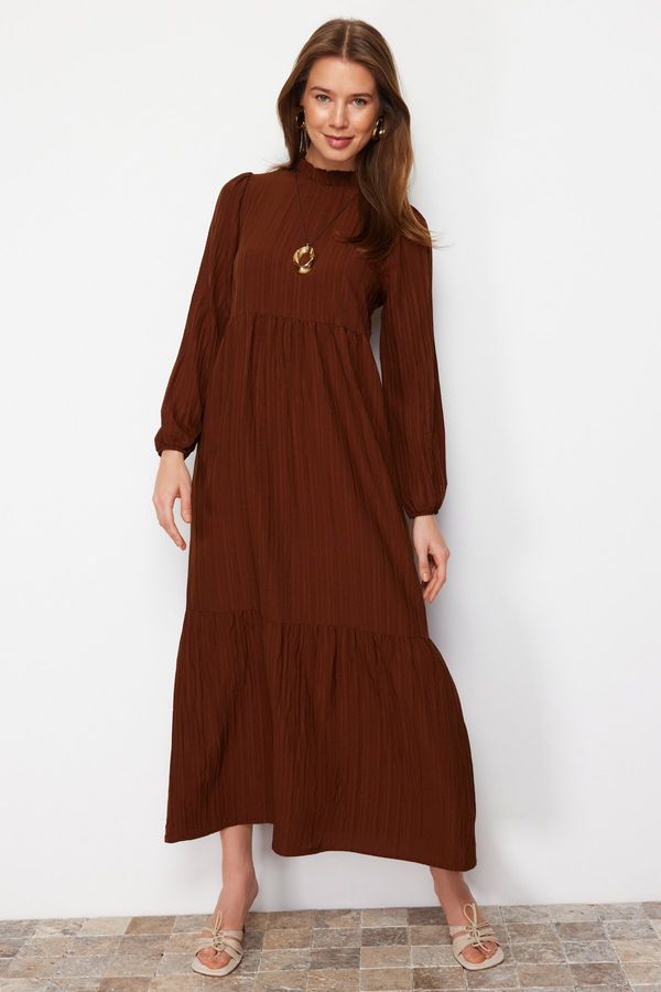 Trendyol Trendyol Brown Stand-Up Collar Crinkle Wide Fit Woven Dress