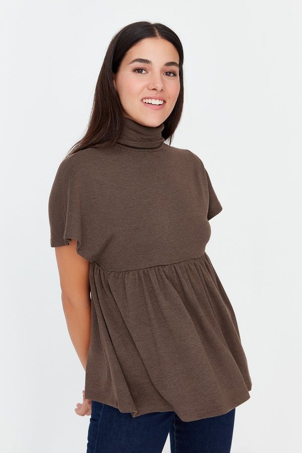 Trendyol Trendyol Brown Stand-Up Collar Short Sleeves Relaxed/Wide, Comfortable Fit Knitted Blouse