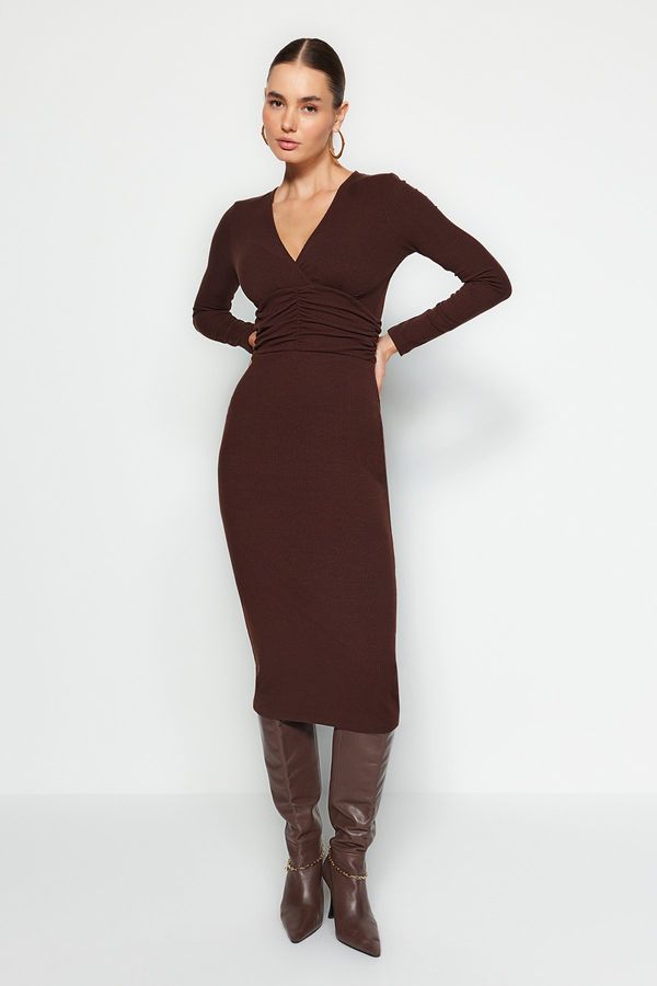 Trendyol Trendyol Brown Textured Fabric V-Neck Waist Detail Maxi Knitted Dress