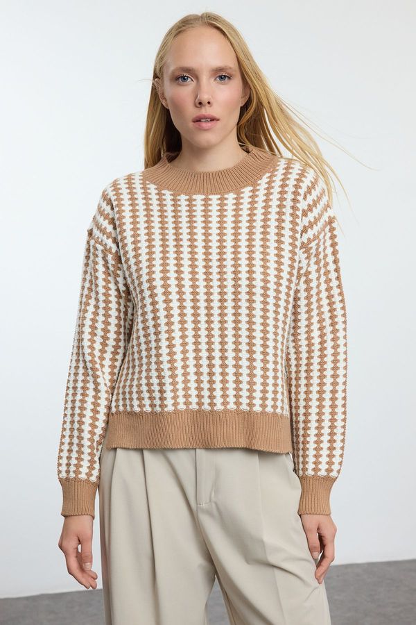 Trendyol Trendyol Camel Basic Striped Knitwear Sweater