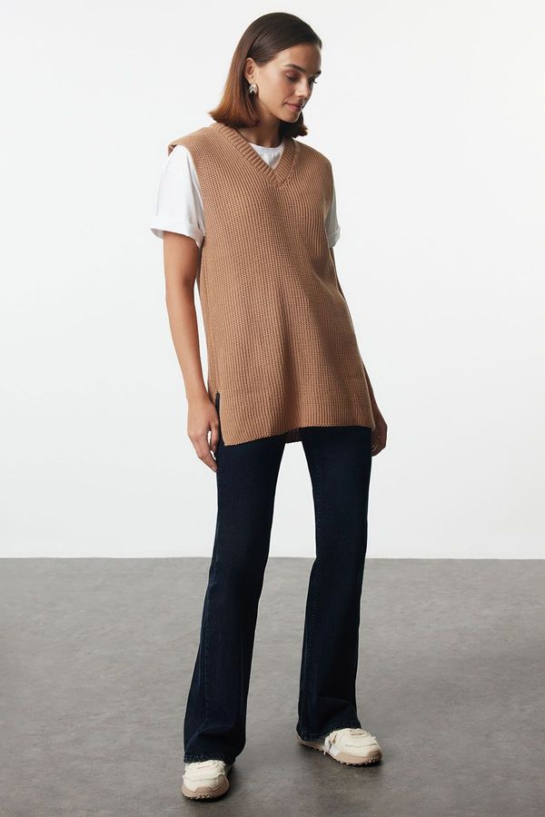 Trendyol Trendyol Camel Basic V-Neck Knitwear Sweater