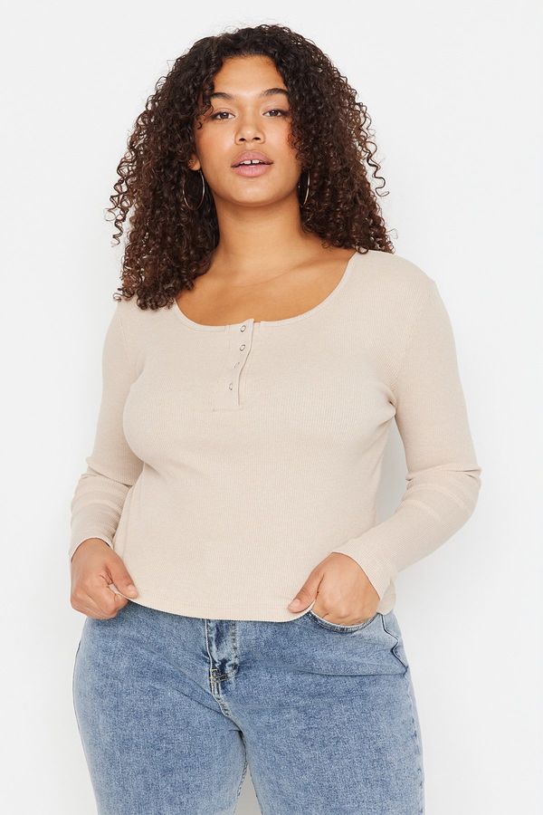 Trendyol Trendyol Curve Beige U Neck Snap Detailed Knitted Crop Blouse