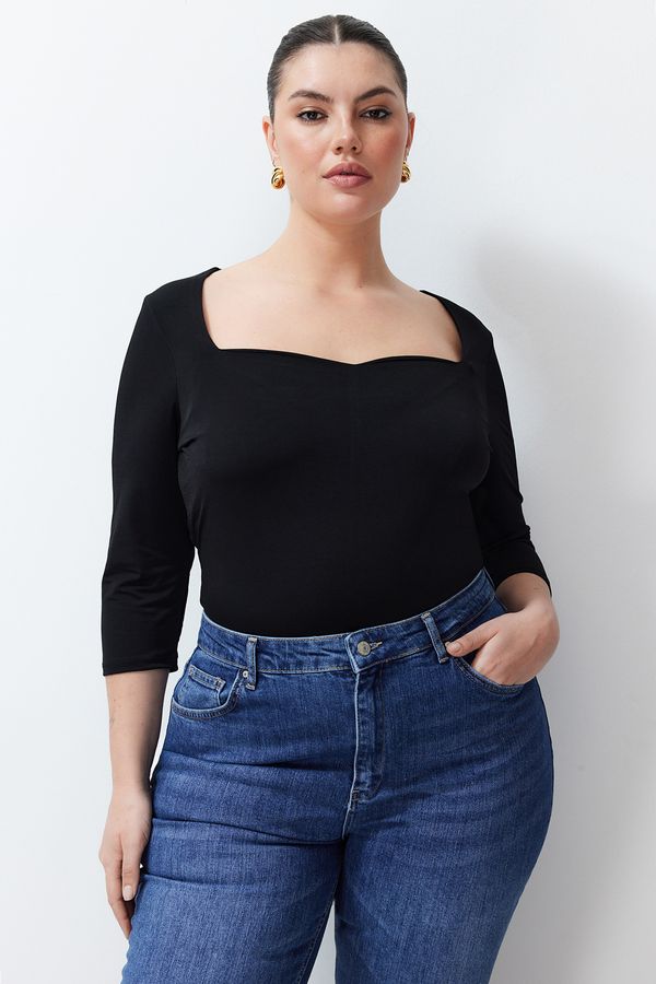 Trendyol Trendyol Curve Black Heart Neck Fitted Knitted Blouse