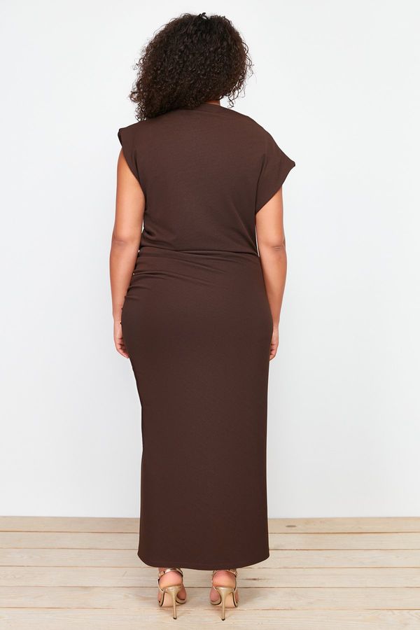 Trendyol Trendyol Curve Brown Gather Detailed Midi Knitted Dress