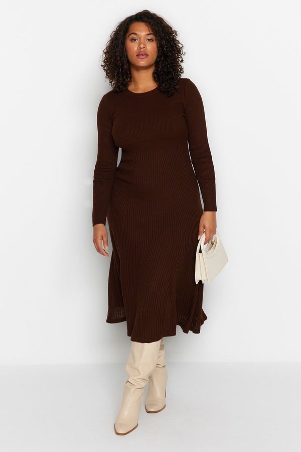 Trendyol Trendyol Curve Brown Ribbed Crew Neck Midi Knit Dress