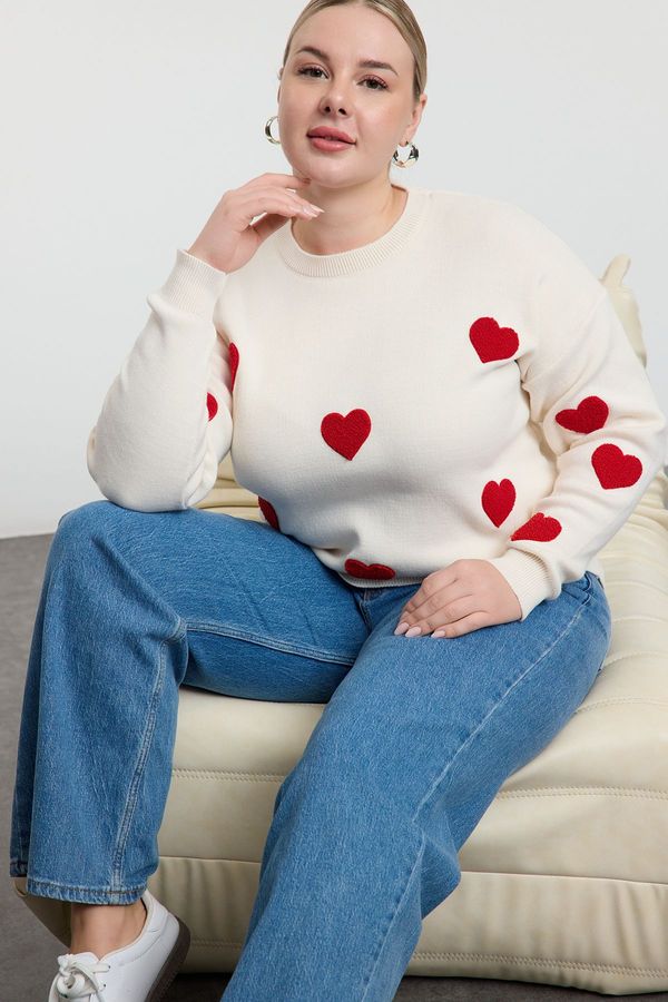 Trendyol Trendyol Curve Ecru Heart Embroidered Knitwear Sweater