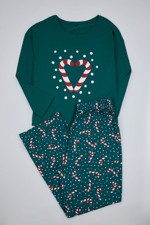 Trendyol Trendyol Curve Green Christmas Themed Knitted Pajama Set