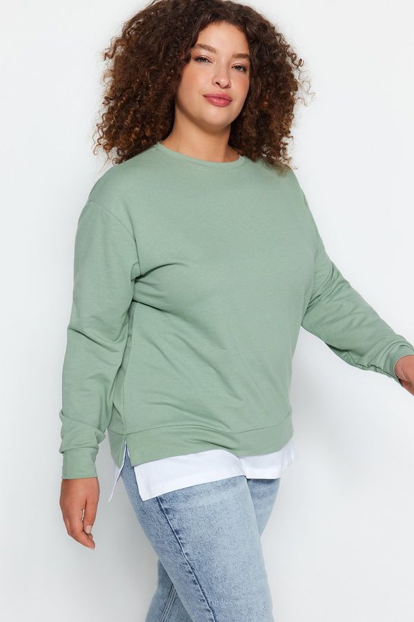 Trendyol Trendyol Curve Green Removal of the Bottom T-Shirt Look Thin Knitted Sweatshirt