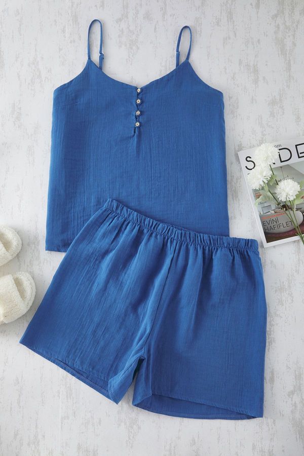 Trendyol Trendyol Curve Indigo V Neck Buttoned Muslin Woven Pajama Set