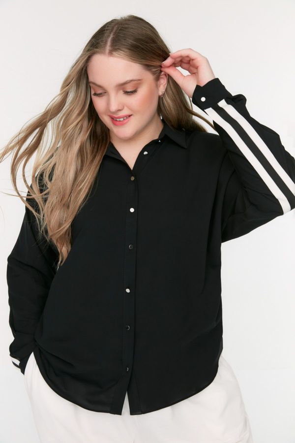 Trendyol Trendyol Curve Plus Size Shirt - Black - Relaxed fit