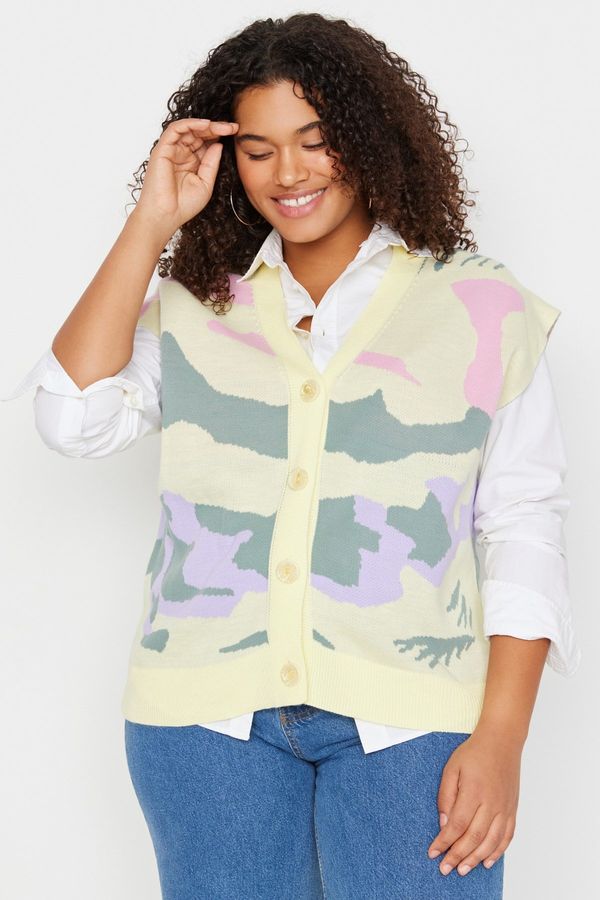 Trendyol Trendyol Curve Plus Size Sweater Vest - Yellow - Relaxed fit