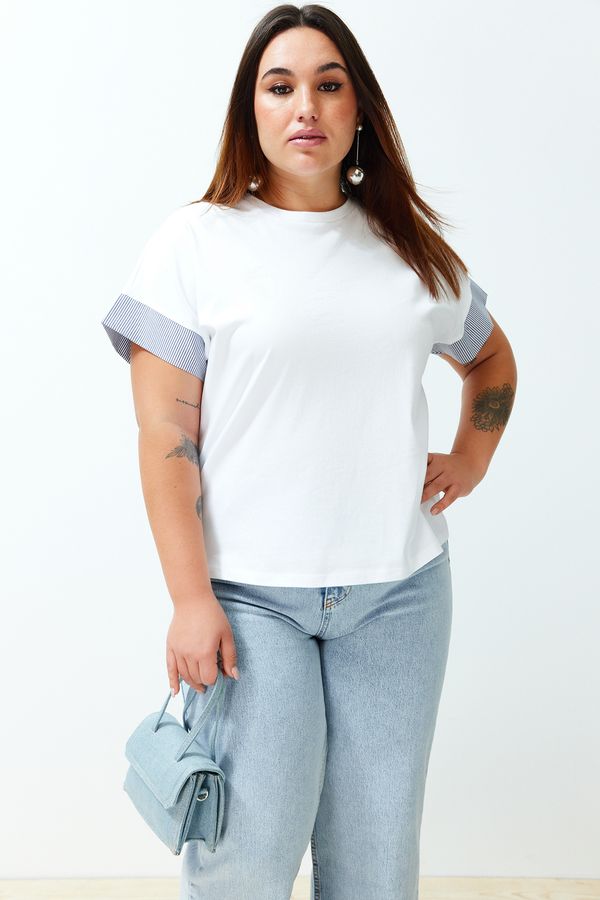 Trendyol Trendyol Curve White Line Fabric Detailed Oversize Knitted T-Shirt