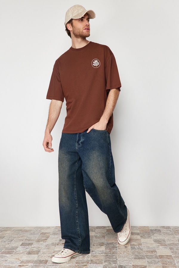 Trendyol Trendyol Dark Brown Oversize Embroidered 100% Cotton T-Shirt