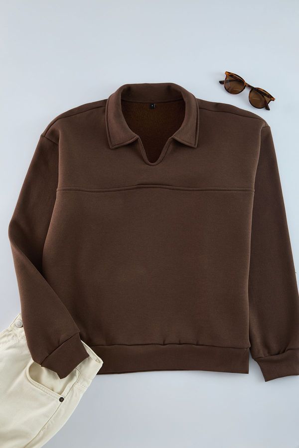 Trendyol Trendyol Dark Brown Oversize/Wide Cut Polo Sweatshirt with Fleece Inside