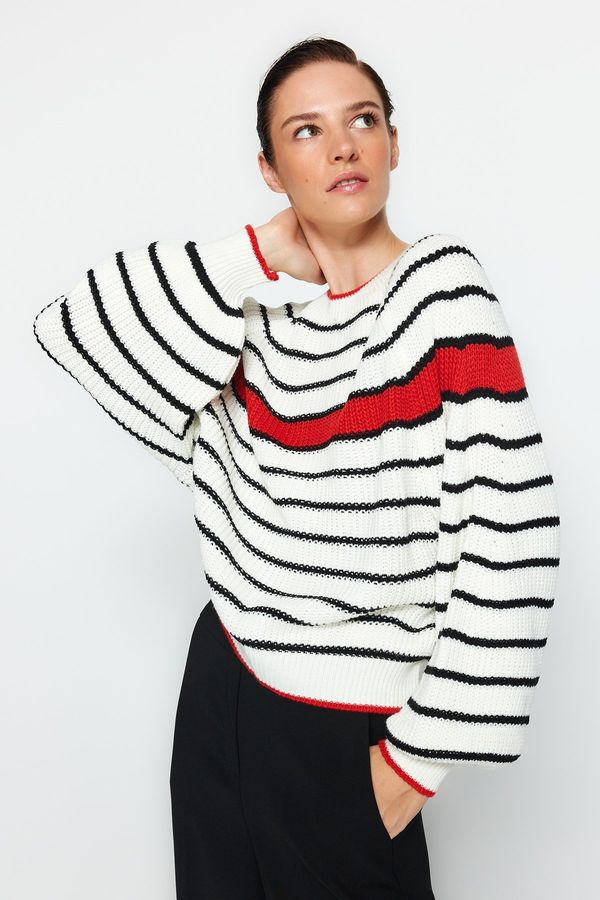 Trendyol Trendyol Ecru Color Block Crew Neck Knitwear Sweater