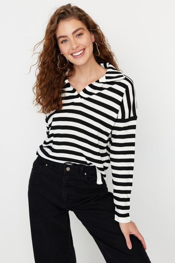 Trendyol Trendyol Ecru Crop Striped Knitwear Sweater