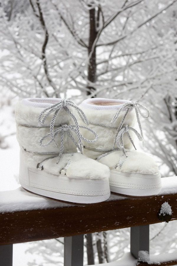 Trendyol Trendyol Ecru Für Lace-Up Short Flat Heeled Women's Snow Boots