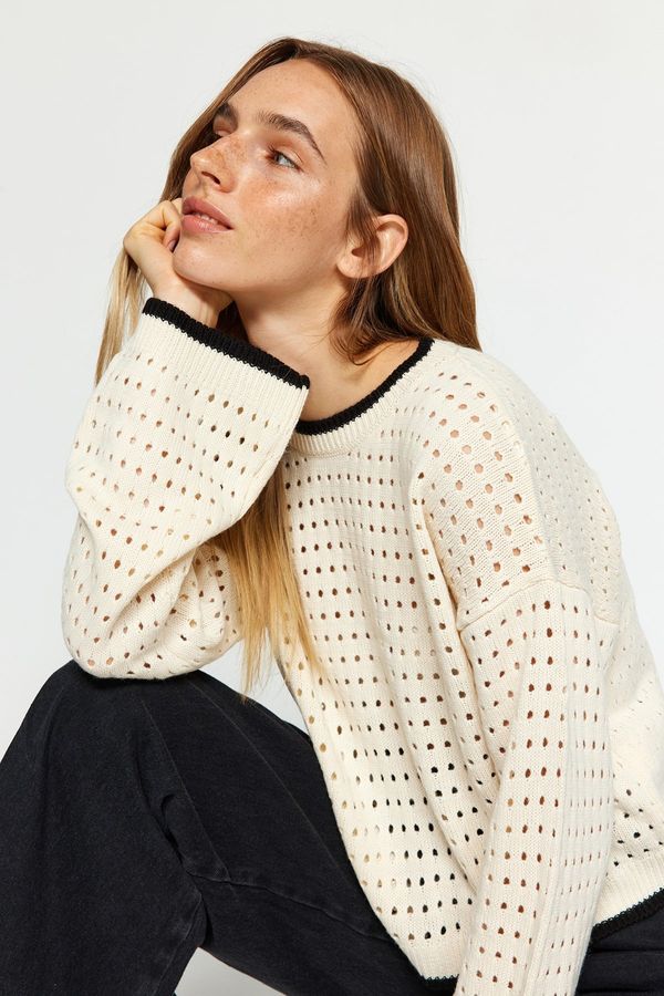 Trendyol Trendyol Ecru Openwork/Perforated Crew Neck Knitwear Sweater